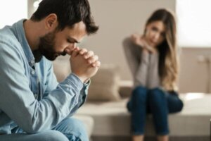 Waarom toont je partner je geen genegenheid?