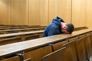 Post-universitaire crisissen en hoe ermee om te gaan