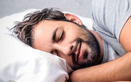 De verschillen tussen REM-slaap en diepe slaap