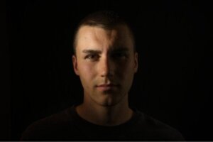 Hoe kun je narcistische psychopaten identificeren?