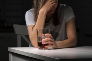 Drunkorexia is het vervangen van voedsel door alcohol