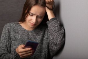 Hoe overwin je angst om aan de telefoon te praten