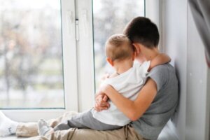 Broers en zussen die als ouders moeten optreden