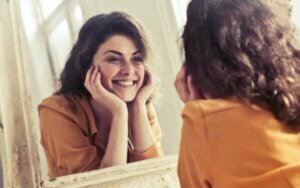 De voordelen van afstandelijke zelfpraat