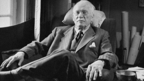 Enkele merkwaardige feiten over Carl Jung