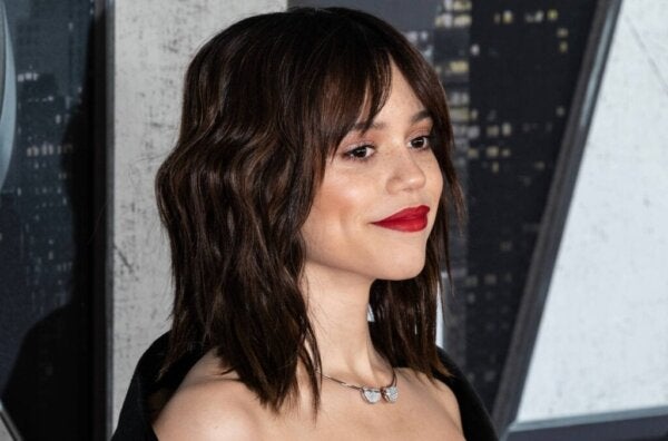 Jenna Ortega: de emotionele uitdagingen van Wednesday Addams spelen