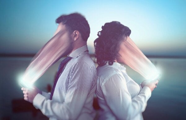 Verslaving aan mobiele telefoons: hoe het je beïnvloedt en wat je eraan kunt doen