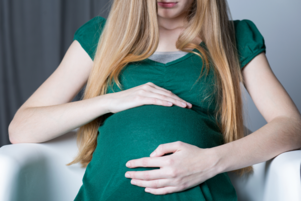 Hoe ondersteun je een zwangere tiener?