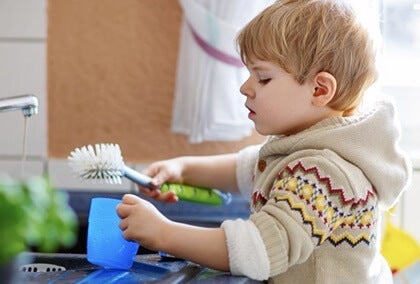 Het belang van klusjes voor kinderen