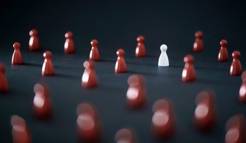 Wat is aversief racisme?