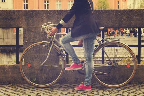Waarom vergeten we niet hoe we moeten fietsen?