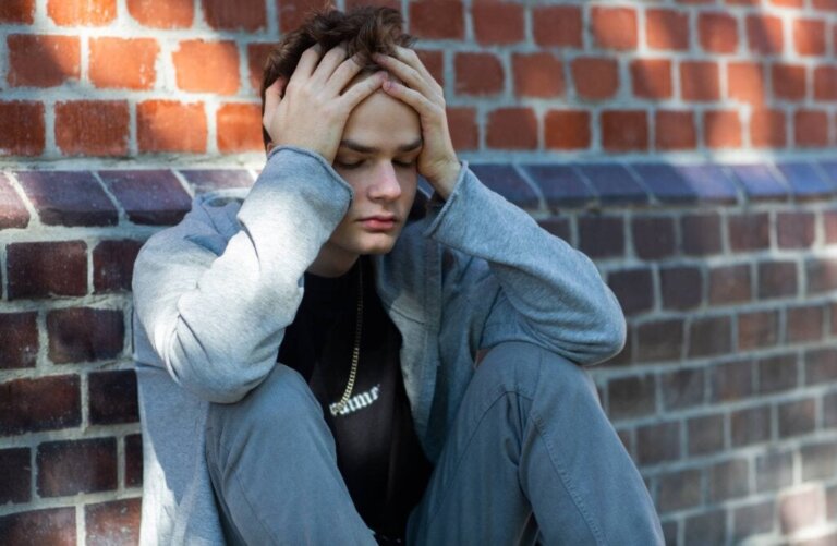 Hoe weet ik of ik een dissociatieve identiteitsstoornis (DIS) heb?