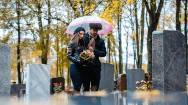Hoe ga je om met de dood van een ouder? 7 tips
