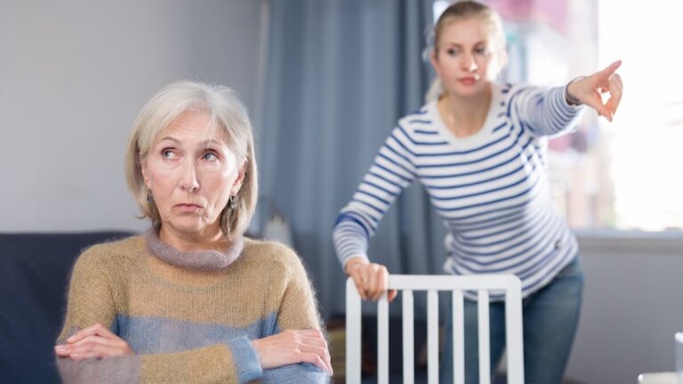 10 redenen waarom een volwassen zoon zijn moeder afwijst