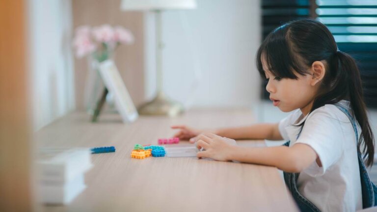 Wat is speltherapie en hoe werkt het?