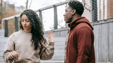 Hoe kun je duidelijk communiceren zonder anderen te kwetsen? 11 belangrijke tips